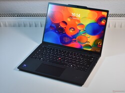 ThinkPad T14s Gen 6 är en hyfsad ultraportabel bärbar dator