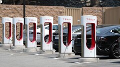 Tesla lanserar en lösning för virtuell köbildning för att bekämpa förarkonfrontationer vid Supercharger-anläggningar (Bildkälla: Tesla)