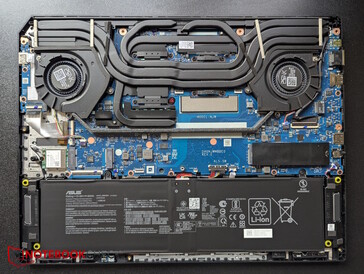 Asus TUF Gaming A16: Inre funktioner