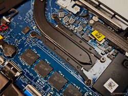 Intel Core Ultra 7 165U ger bra prestanda även om den inte klarar flerkärnighet särskilt bra