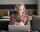 SoundForm Surround är nya over-ear hörlurar (Bildkälla: Belkin)