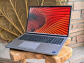 Debut för prestanda för Nvidia RTX 3500 Ada: Recension av HP ZBook Fury 16 G11 arbetsstation