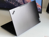 Lenovo ThinkPad P14s G5 laptop recension - Den mobila arbetsstationen nu med RTX 500 Ada och en 3K IPS-panel