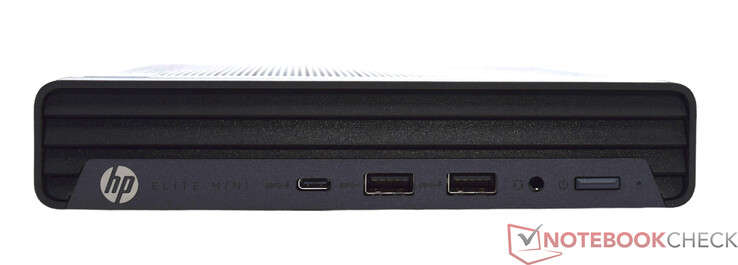 Framsida: USB Typ-C 20 Gbit/s, 2x USB Typ-A 10 Gbit/s, 3,5 mm ljud