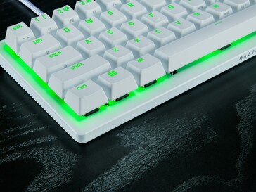 Razer Huntsman V3 Pro Mini vit sidovinkel (Bildkälla: Razer PR)