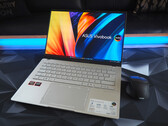 Asus VivoBook S 14 OLED laptop recension: Framgångsrik prestanda för Ryzen AI 9 HX 370