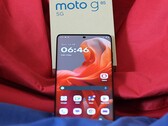 Motorola Moto G85 smartphone recension - Mellanklassens telefon med en nästan gränslös 120-Hz-skärm