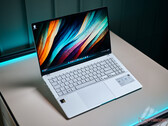 Asus Vivobook S 15 OLED recension - En ny era av bärbara datorer med den nya Snapdragon X Elite?