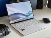 Asus ZenBook S 16 OLED recension av bärbar dator: Premiär för Ryzen AI 9 365 och Radeon 880M