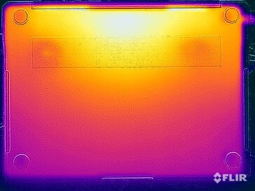 Yttemperaturer under belastningstest (nederst)