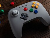 Classic Gray 8bitDo 64 Bluetooth Controller kostar mer än de andra färgerna. (Bildkälla: 8BitDo)