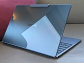 Lenovo Yoga Slim 9 14 Gen 10 recension: Första bärbara datorn med en 32 MP webbkamera under displayen