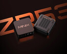 ZR535 drivs av den nyligen lanserade men redan föråldrade Ryzen 5 3501U. Bild: en reklambild som visar mini-PC:ns ovansida och undersida.